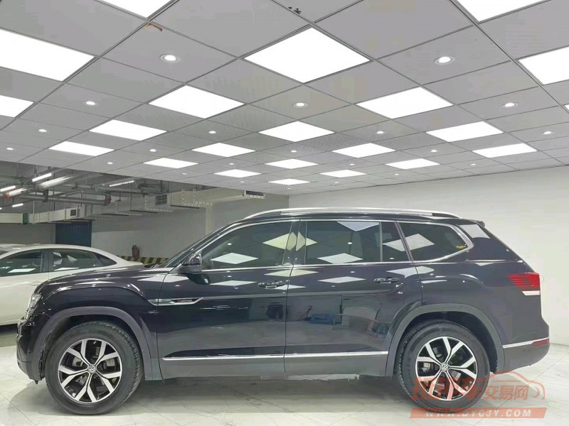 成都19年大众途昂7