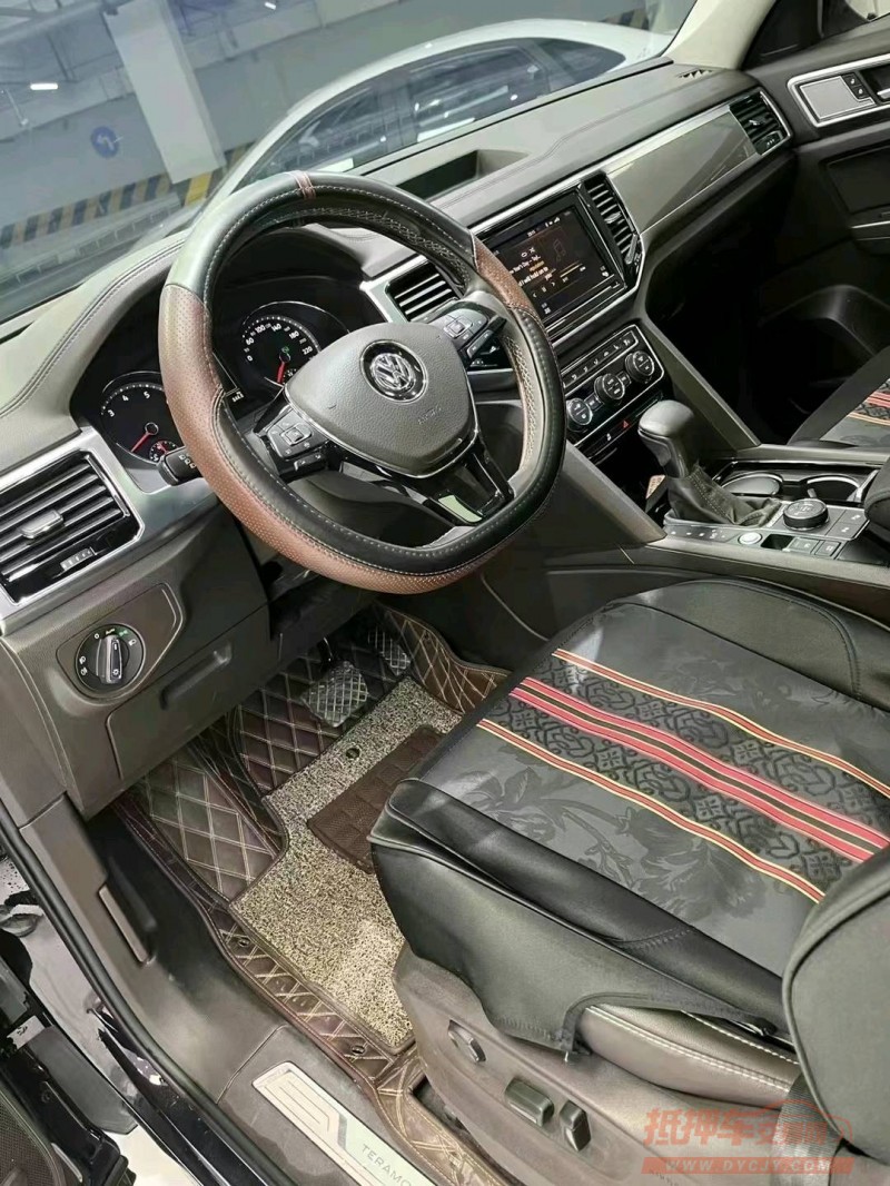 成都19年大众途昂3