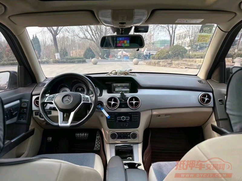 青岛15年奔驰GLK1