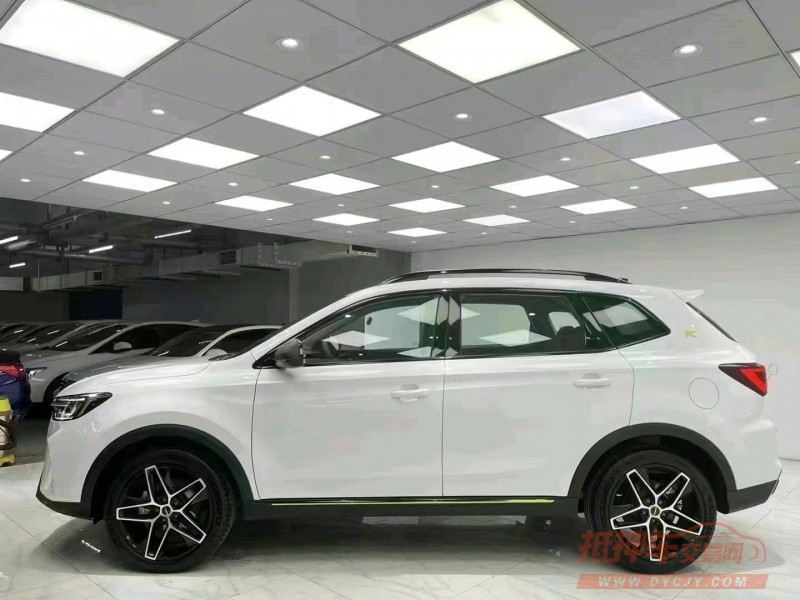 成都22年荣威RX52