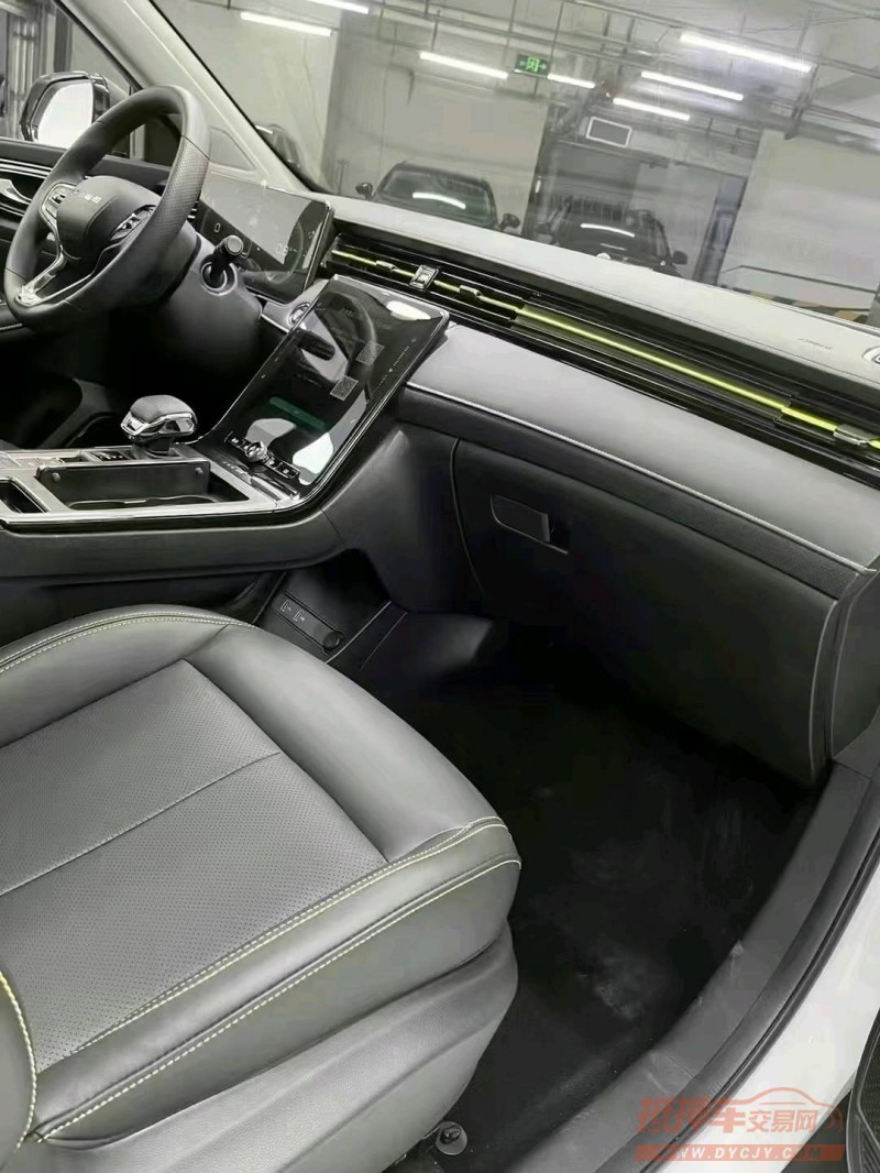 成都22年荣威RX59