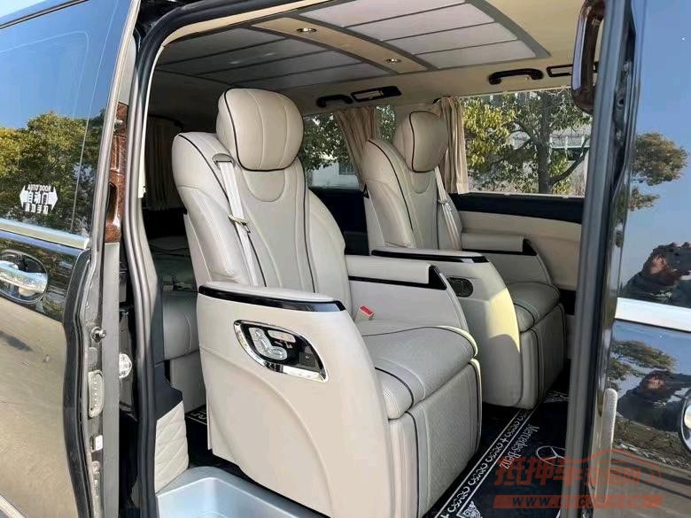 盐城20年奔驰威霆6