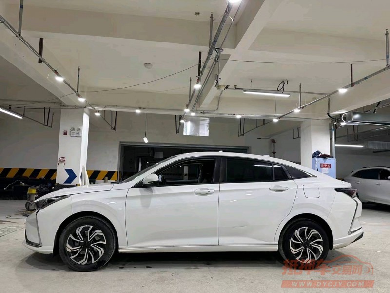 成都21年东风奕炫6