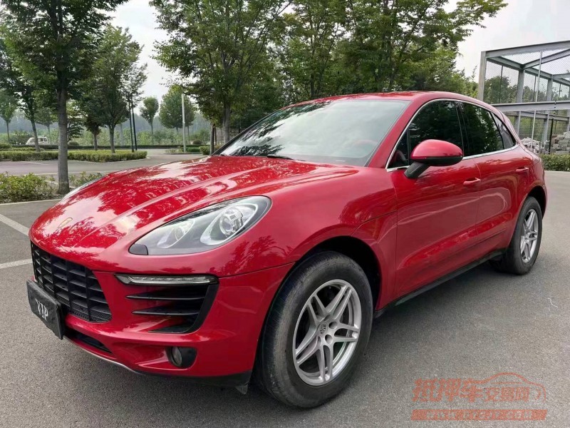 济宁17年保时捷Macan7