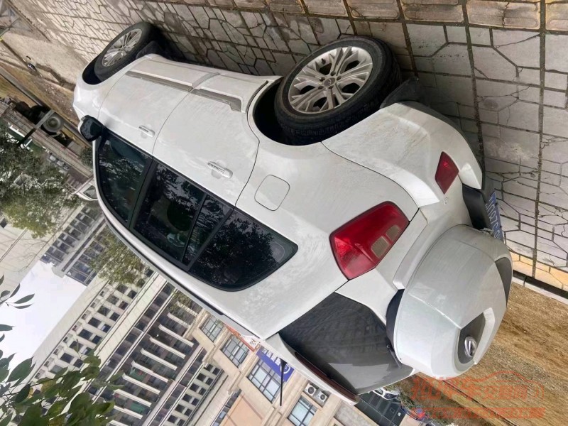 成都16年奇瑞瑞虎39