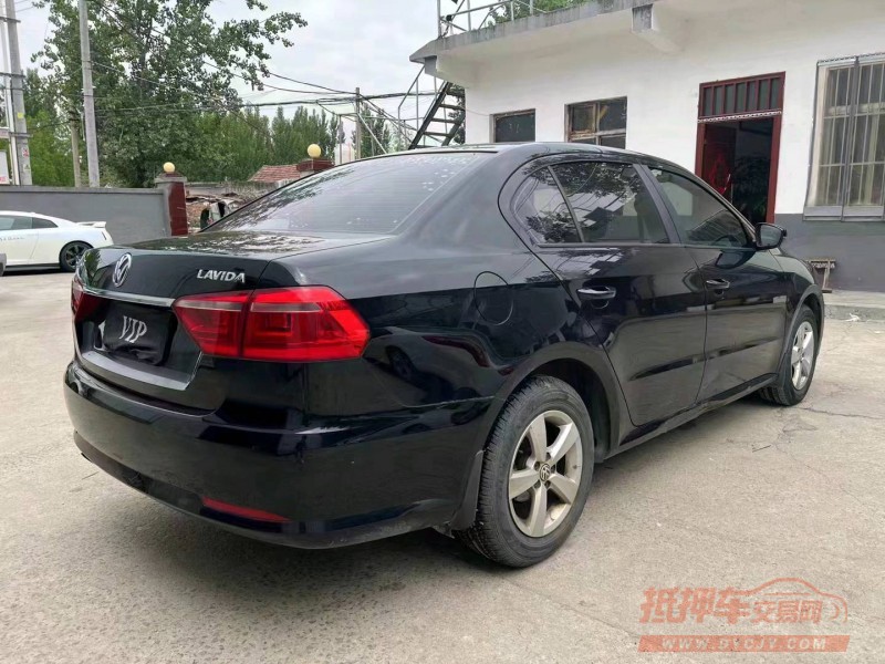 济宁18年大众朗逸3