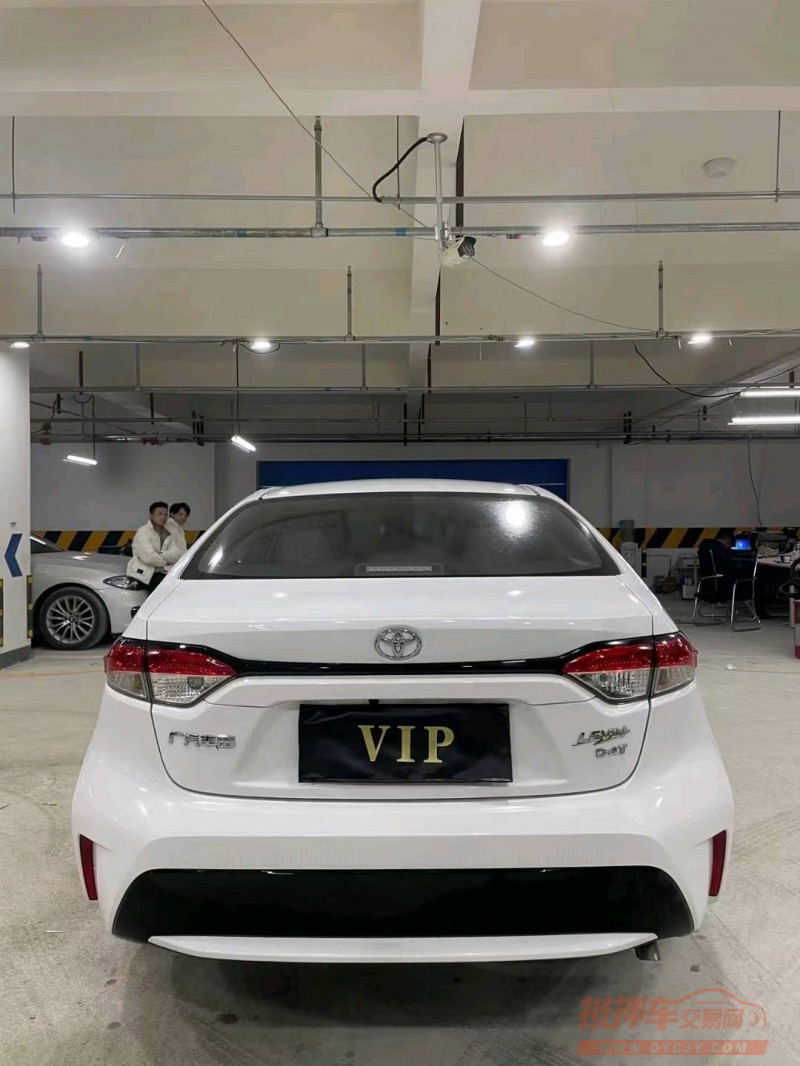 成都22年丰田雷凌6