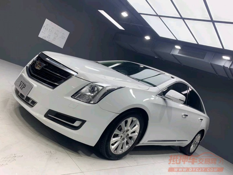 成都16年凯迪拉克XTS2