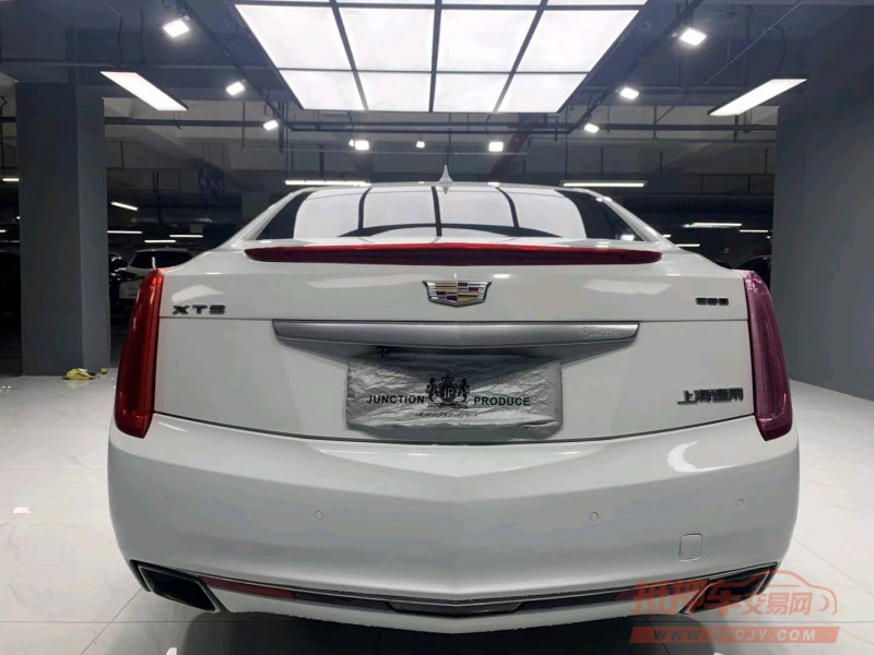 成都16年凯迪拉克XTS9