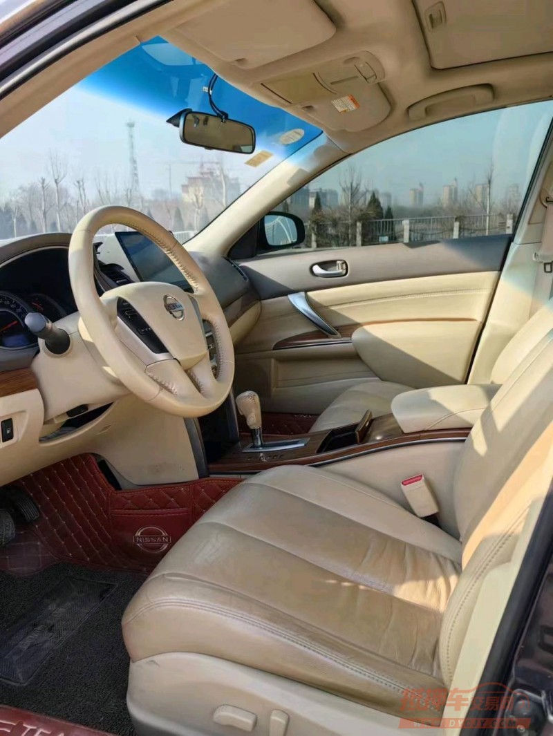 济南13年日产天籁3