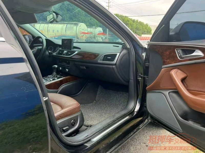 济宁16年奥迪A6L4