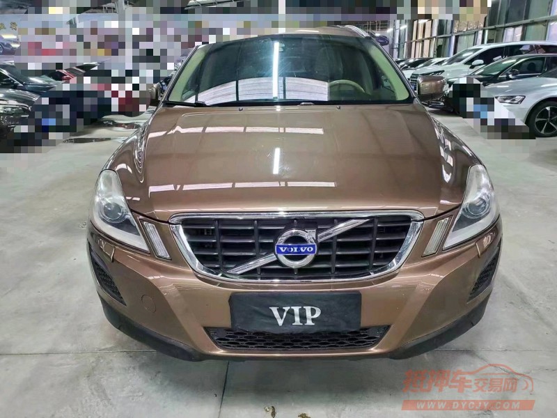 济宁10年沃尔沃XC609