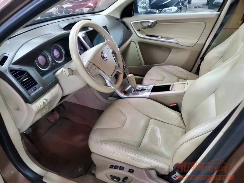 济宁10年沃尔沃XC606