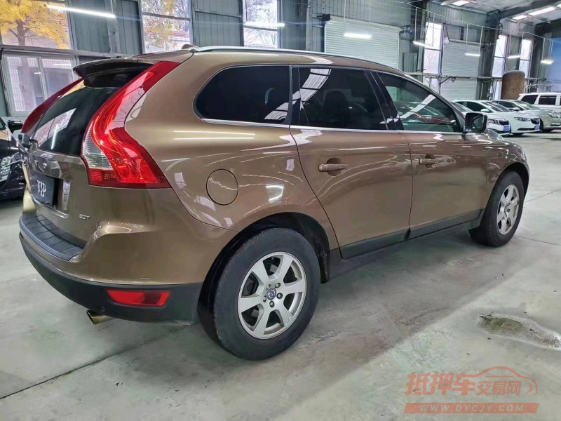 济宁10年沃尔沃XC603