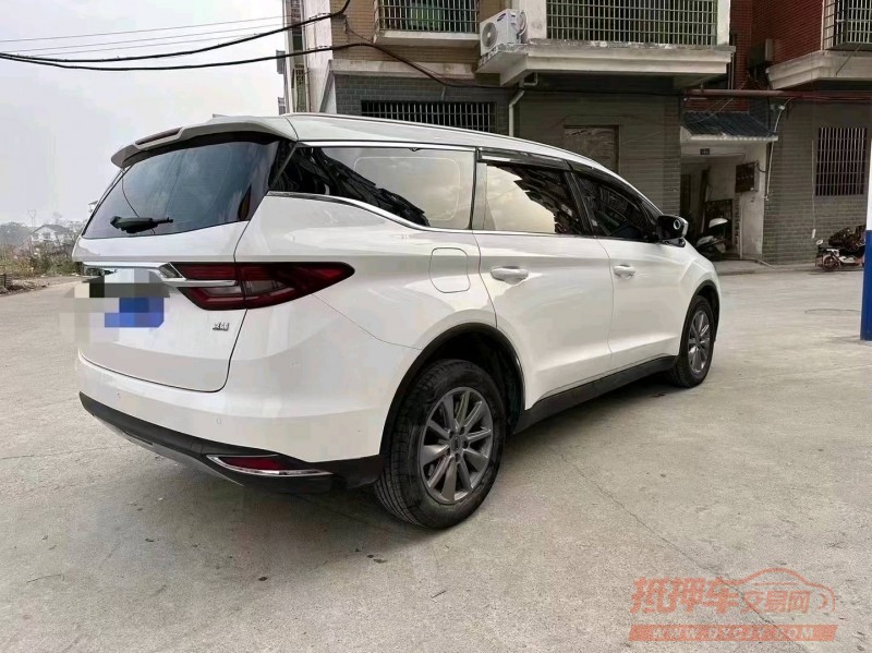 成都21年吉利嘉际5