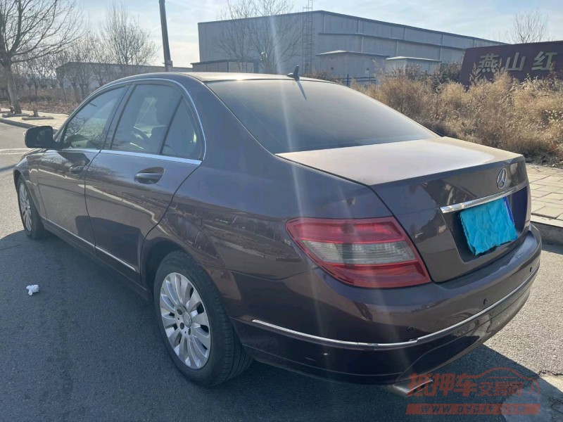 石家庄09年奔驰C2