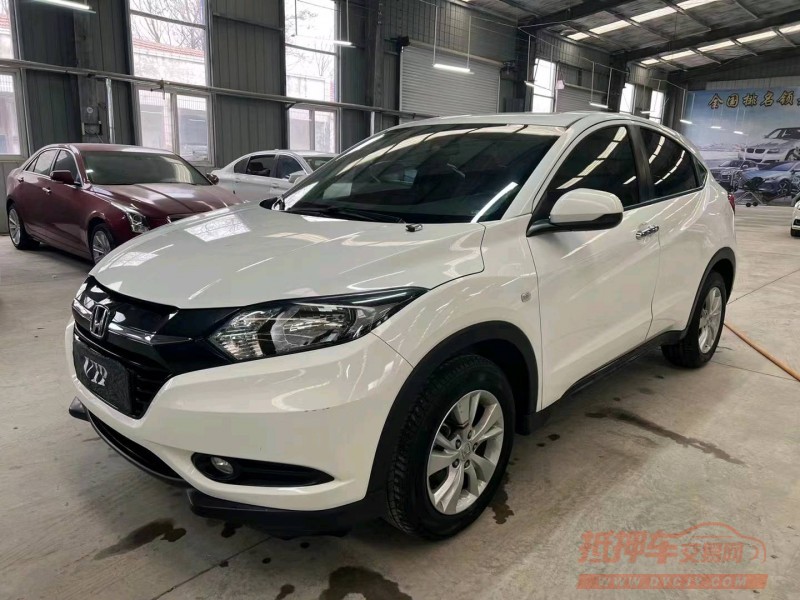 济宁17年本田缤智7