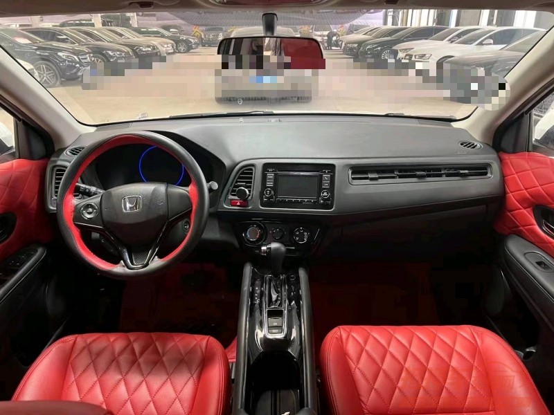 济宁17年本田缤智6