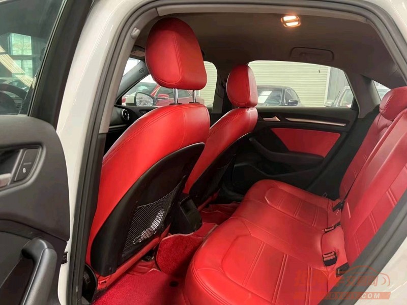 济宁19年奥迪A34