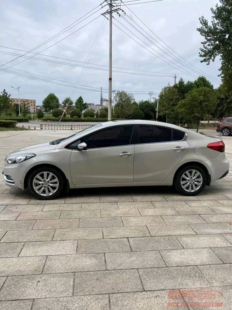 宜昌14年起亚K33