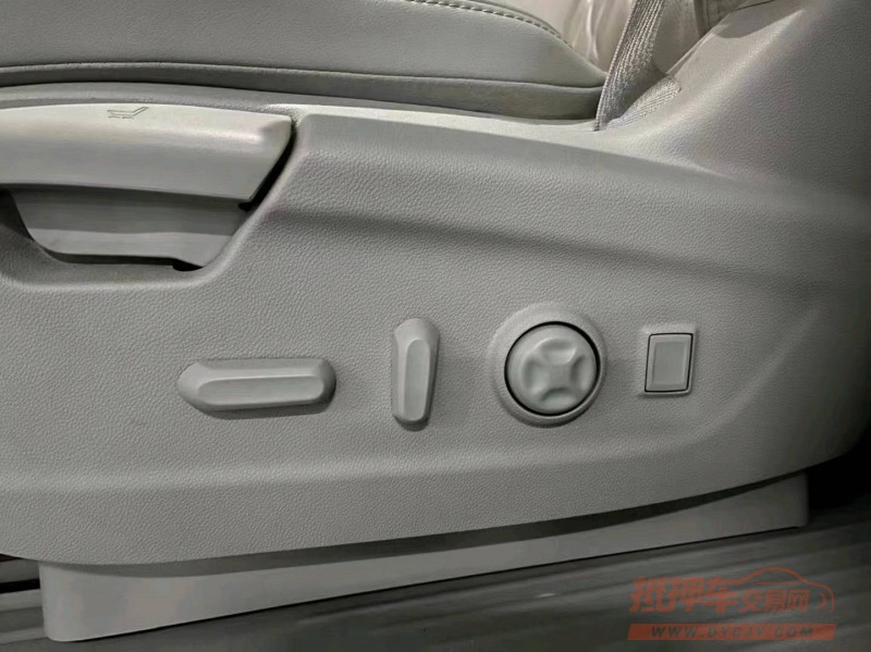 嘉兴17年别克GL81