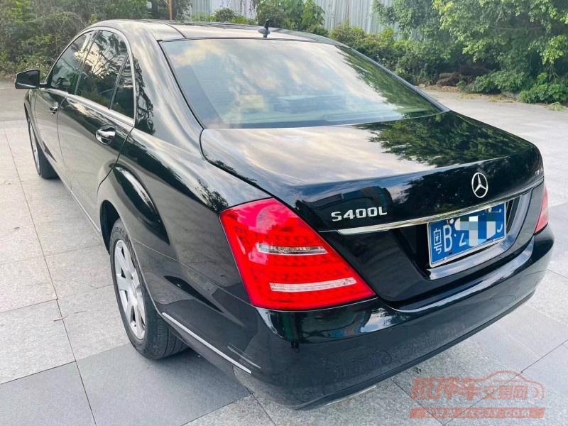 广州13年奔驰S8