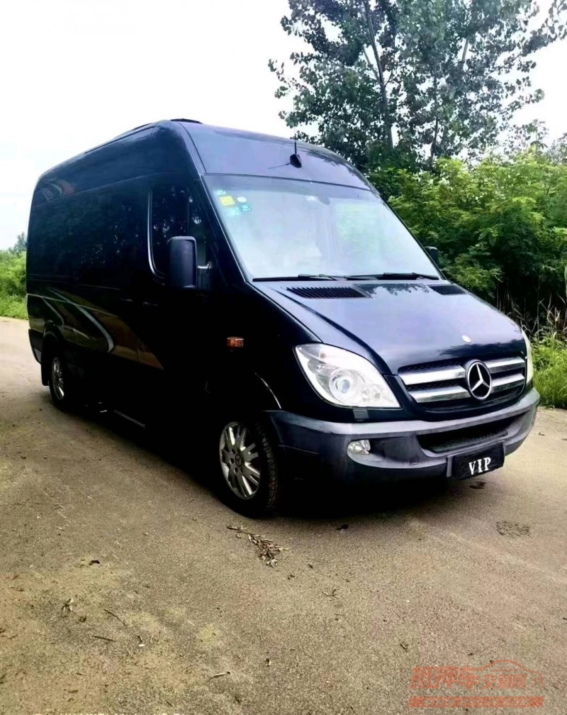 宜昌13年奔驰斯宾特2