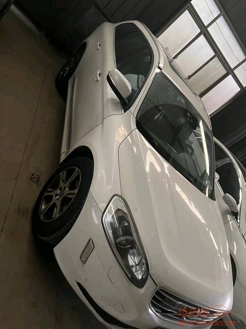 济南15年沃尔沃XC601