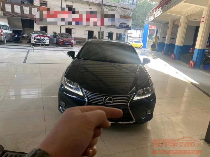 成都13年雷克萨斯ES1