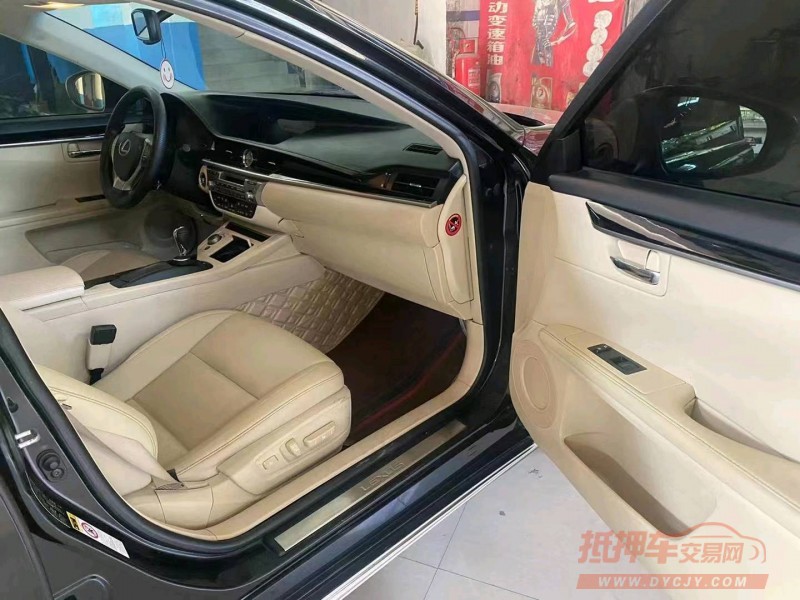 成都13年雷克萨斯ES2