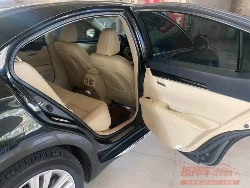 成都13年雷克萨斯ES6