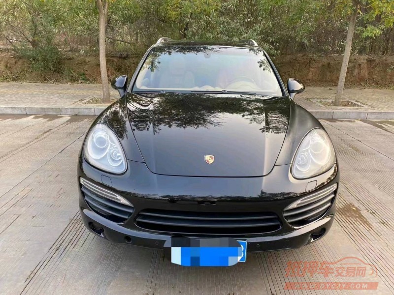 邯郸13年保时捷卡宴1