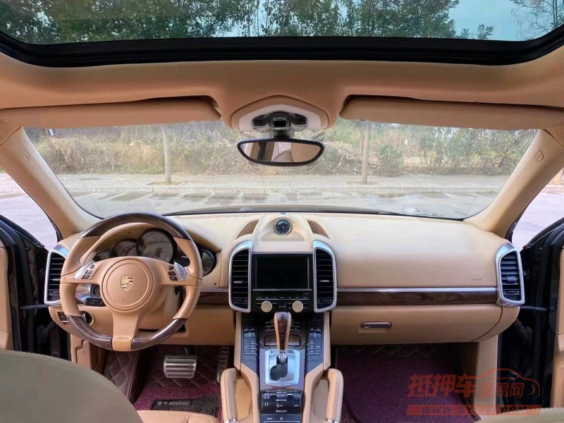 邯郸13年保时捷卡宴7