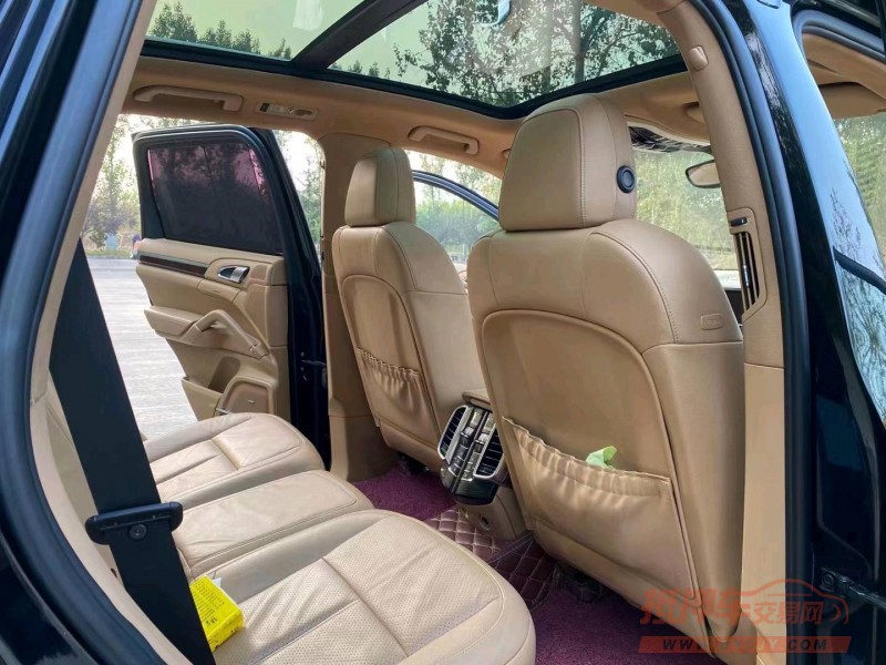 邯郸13年保时捷卡宴8