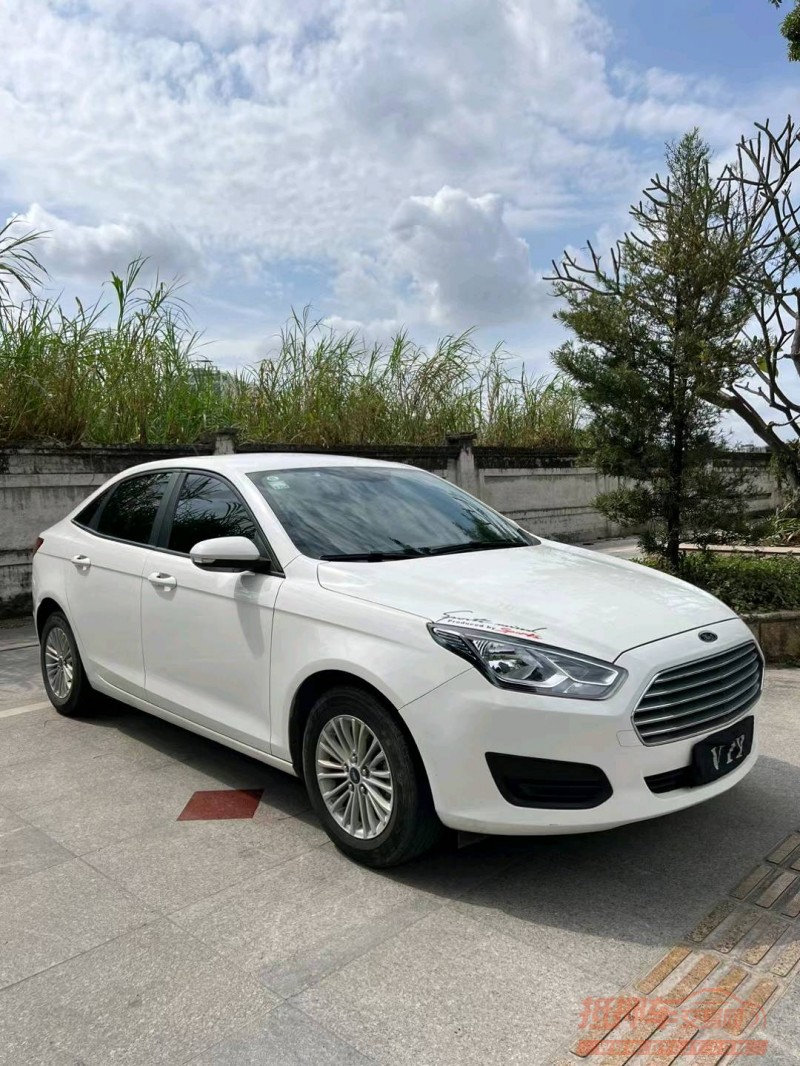 东莞18年福特福睿斯3