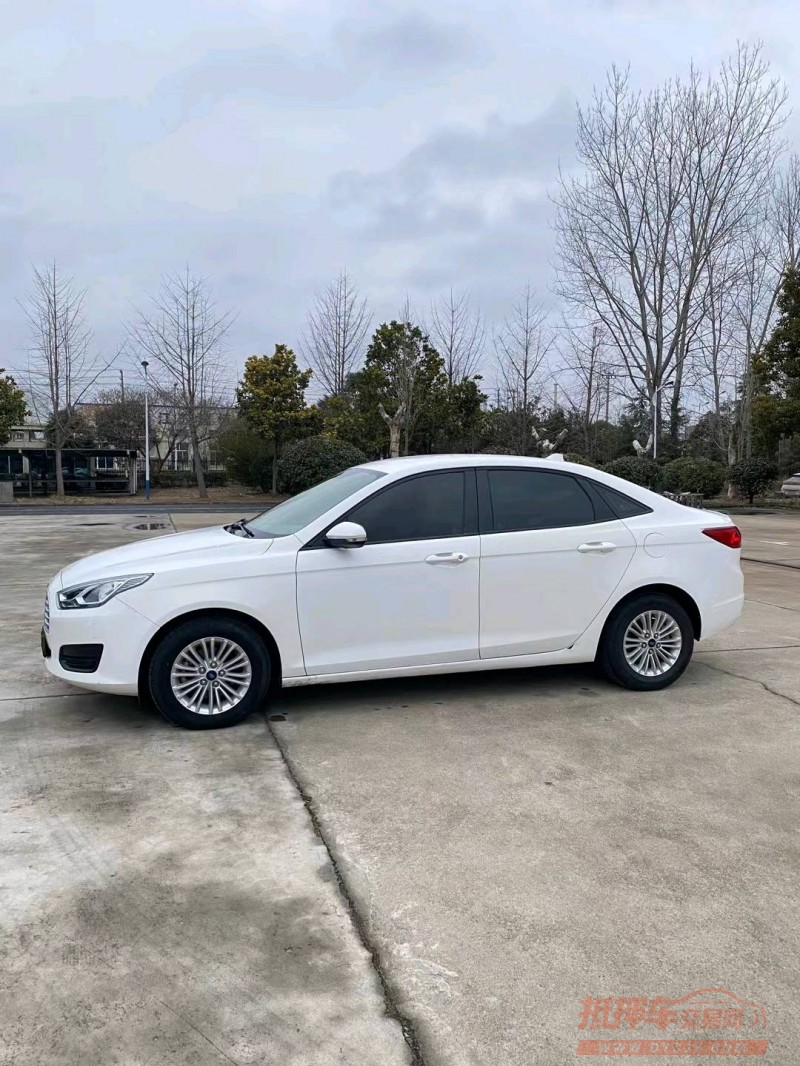 宿迁18年福特福睿斯6