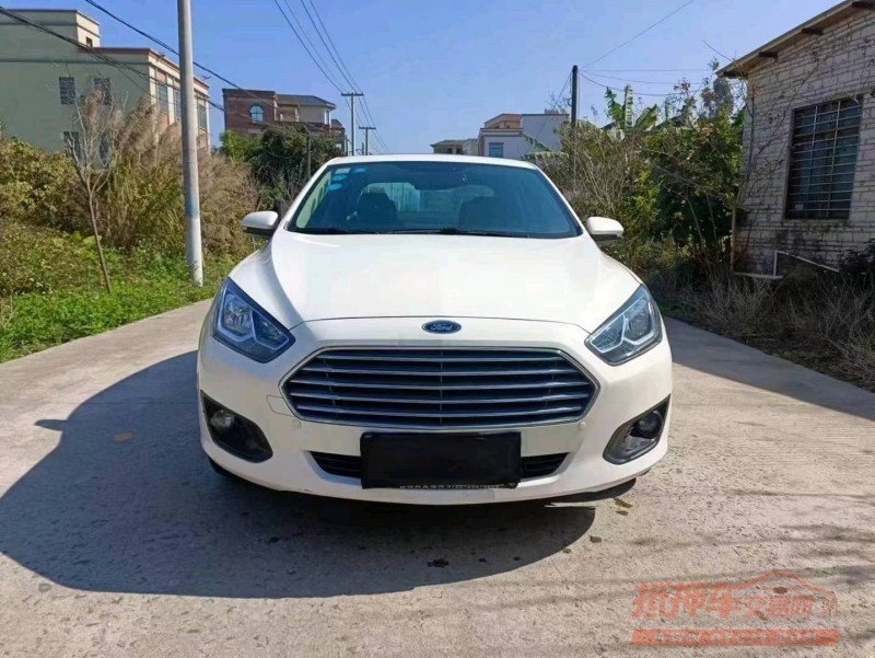 珠海18年福特福睿斯1