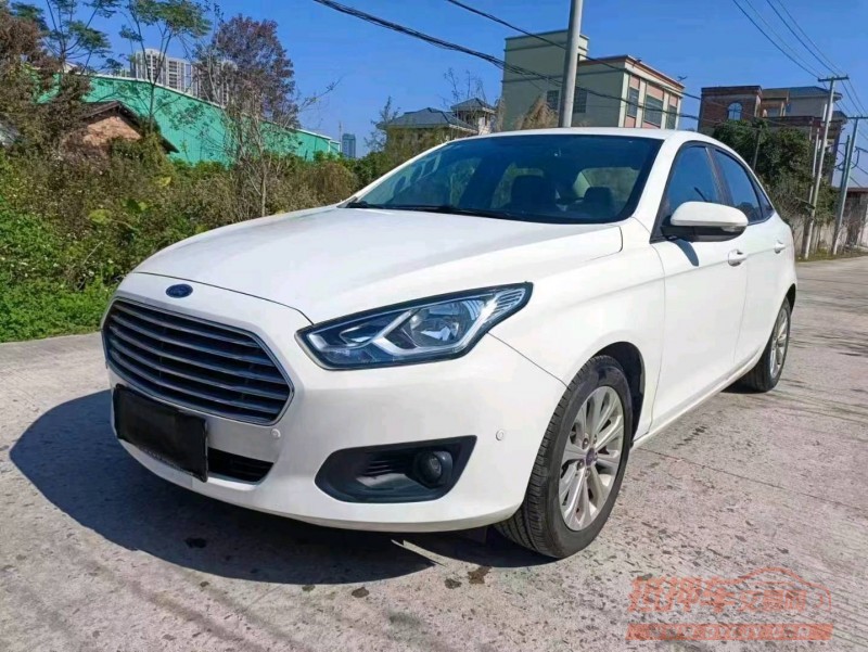 珠海18年福特福睿斯9