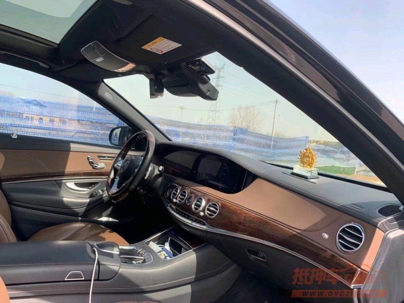 北京18年奔驰S6