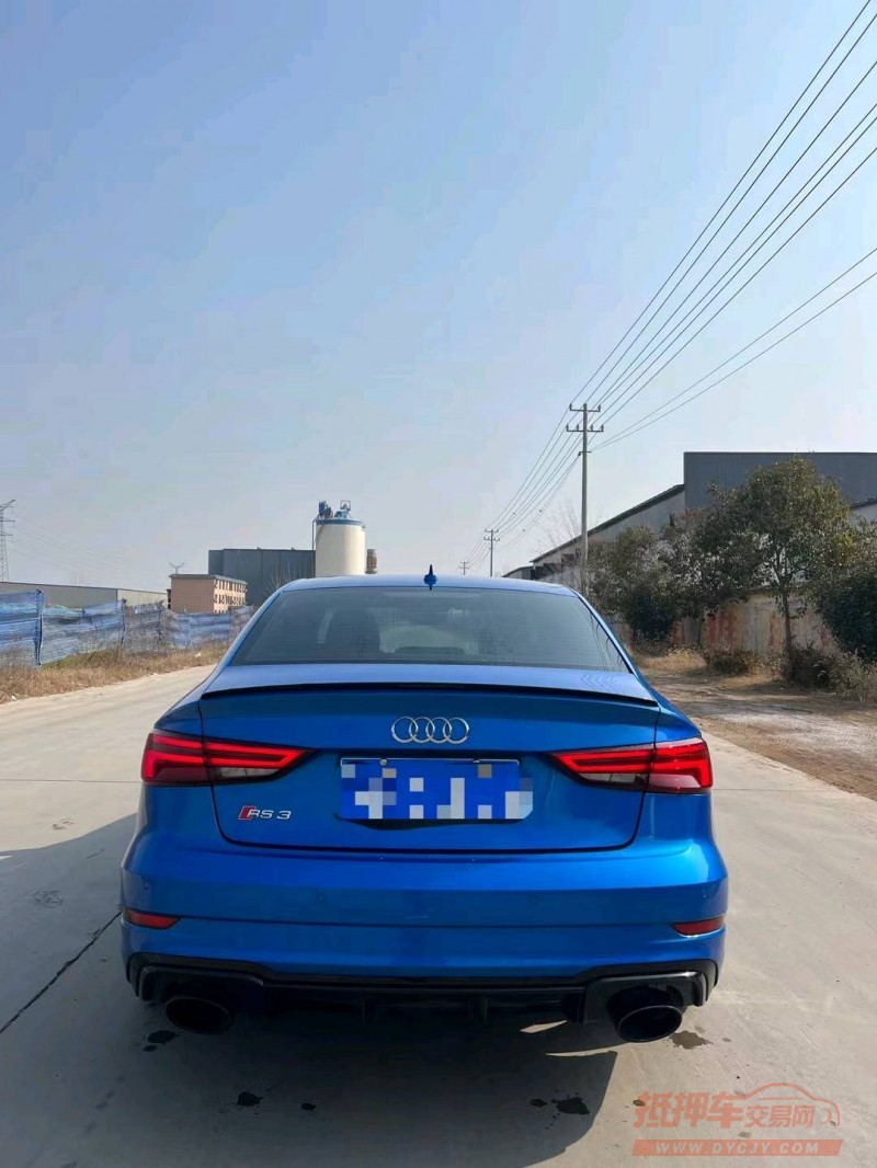 北京18年奥迪S39