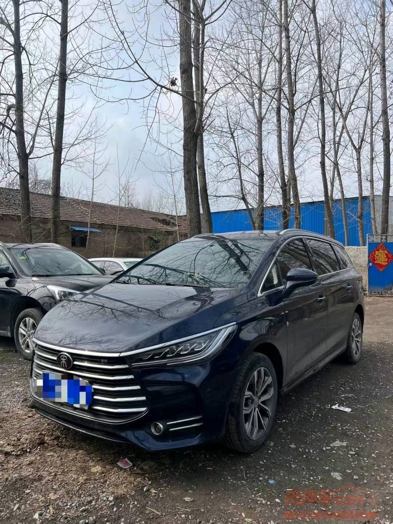 北京19年比亚迪宋MAX2