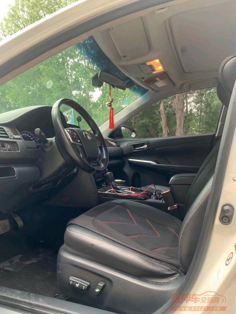 北京17年丰田凯美瑞7