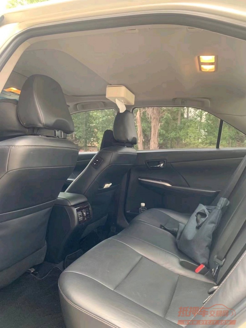 北京17年丰田凯美瑞4