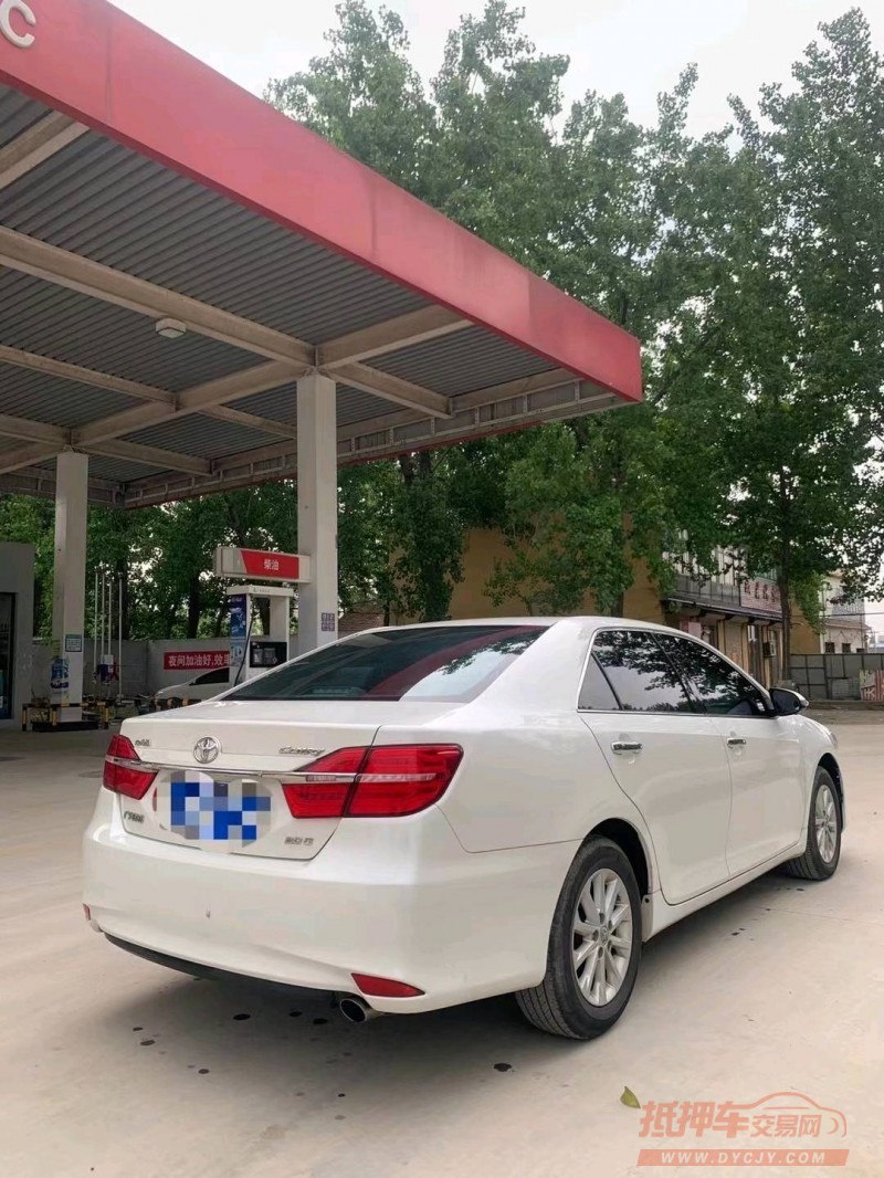 北京17年丰田凯美瑞2