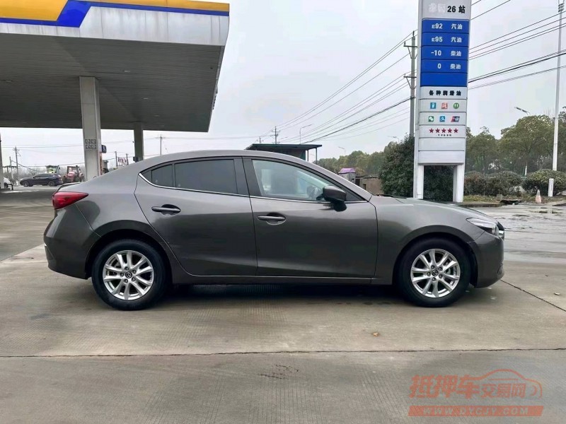 淮南19年马自达昂克赛拉3