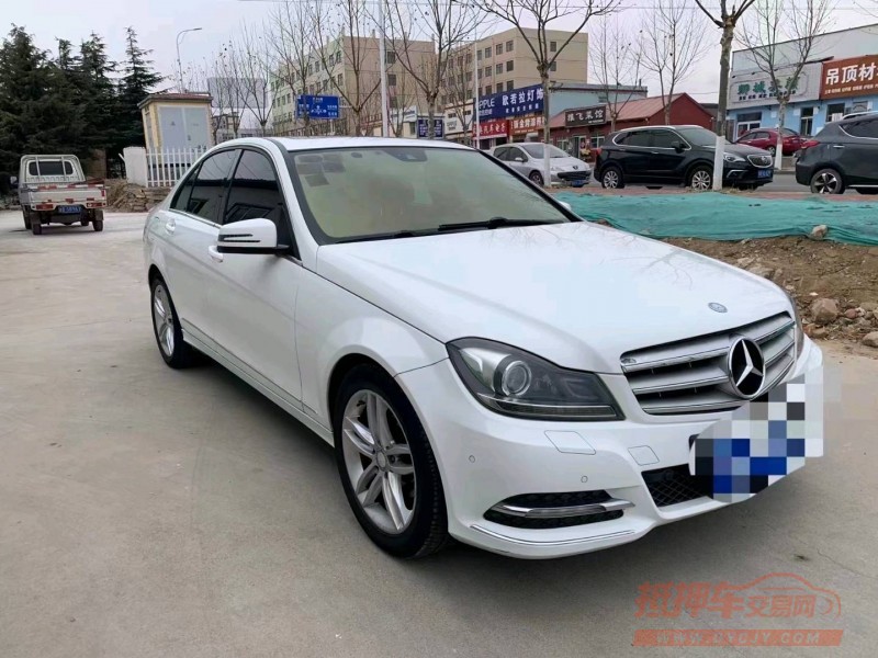 东营13年奔驰C3