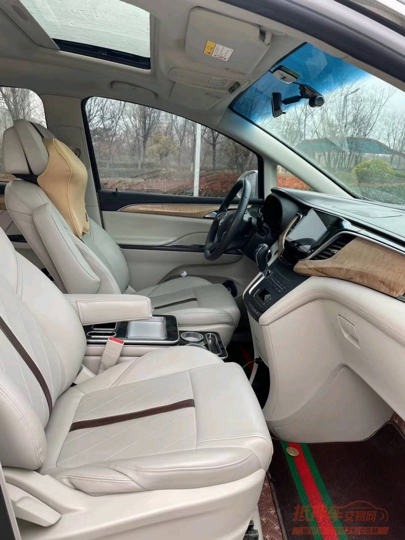 徐州18年别克GL86