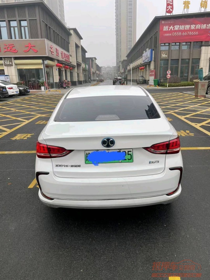 淮南21年北汽新能源EU系列3