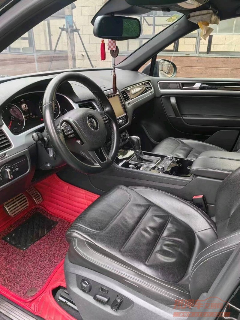 淮南14年大众途锐5