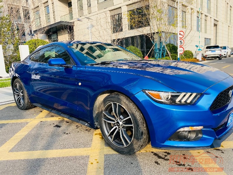 青岛17年福特野马7